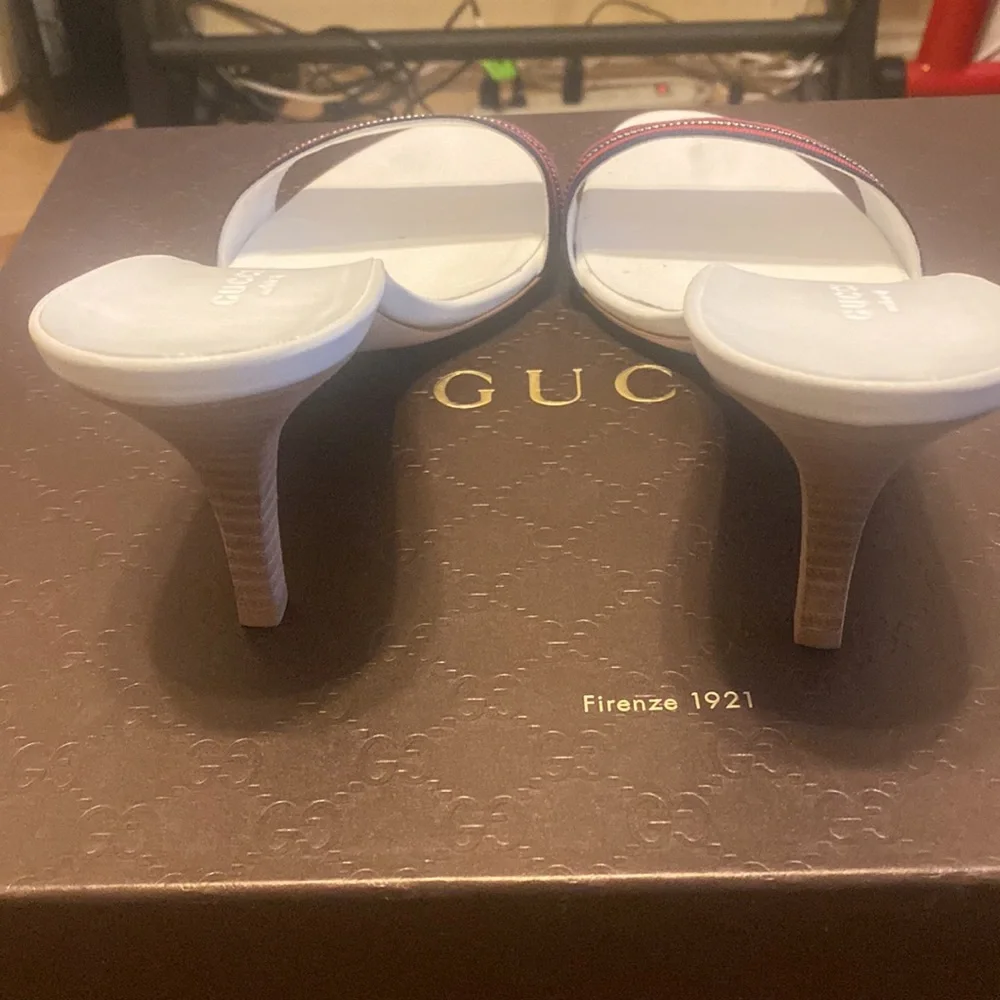 GUCCI,9 1/2 red and blue - Picture 3 of 5